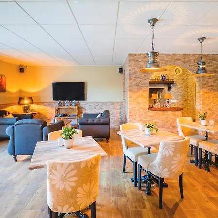 Bed & Breakfast Casa Almendros